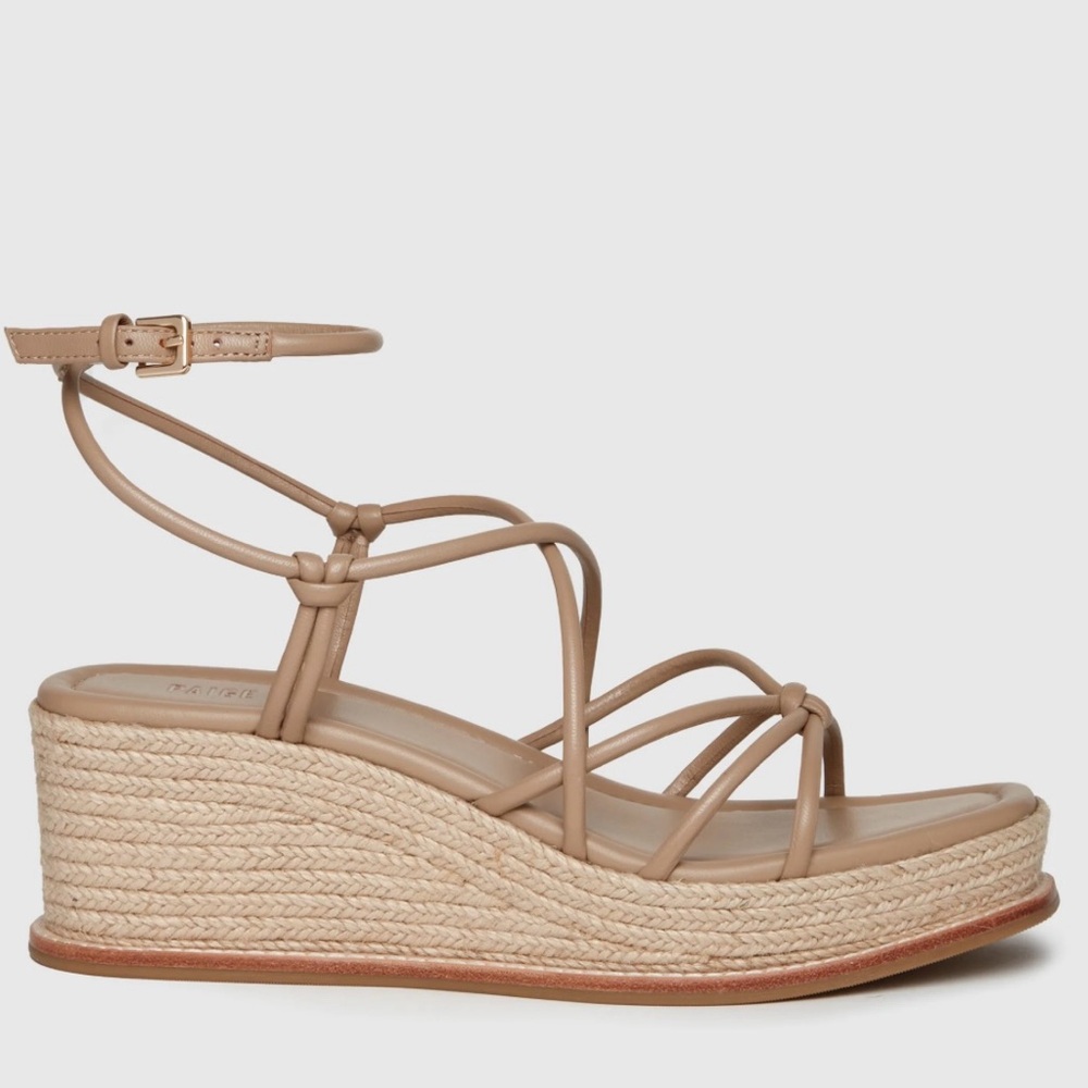 Paige Julia Wedge